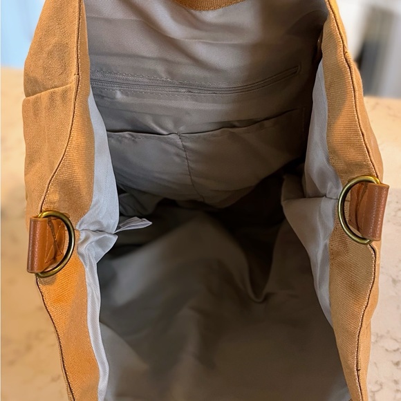 Thirty-One Camel Tote Bag with Strap - Picture 5 of 14